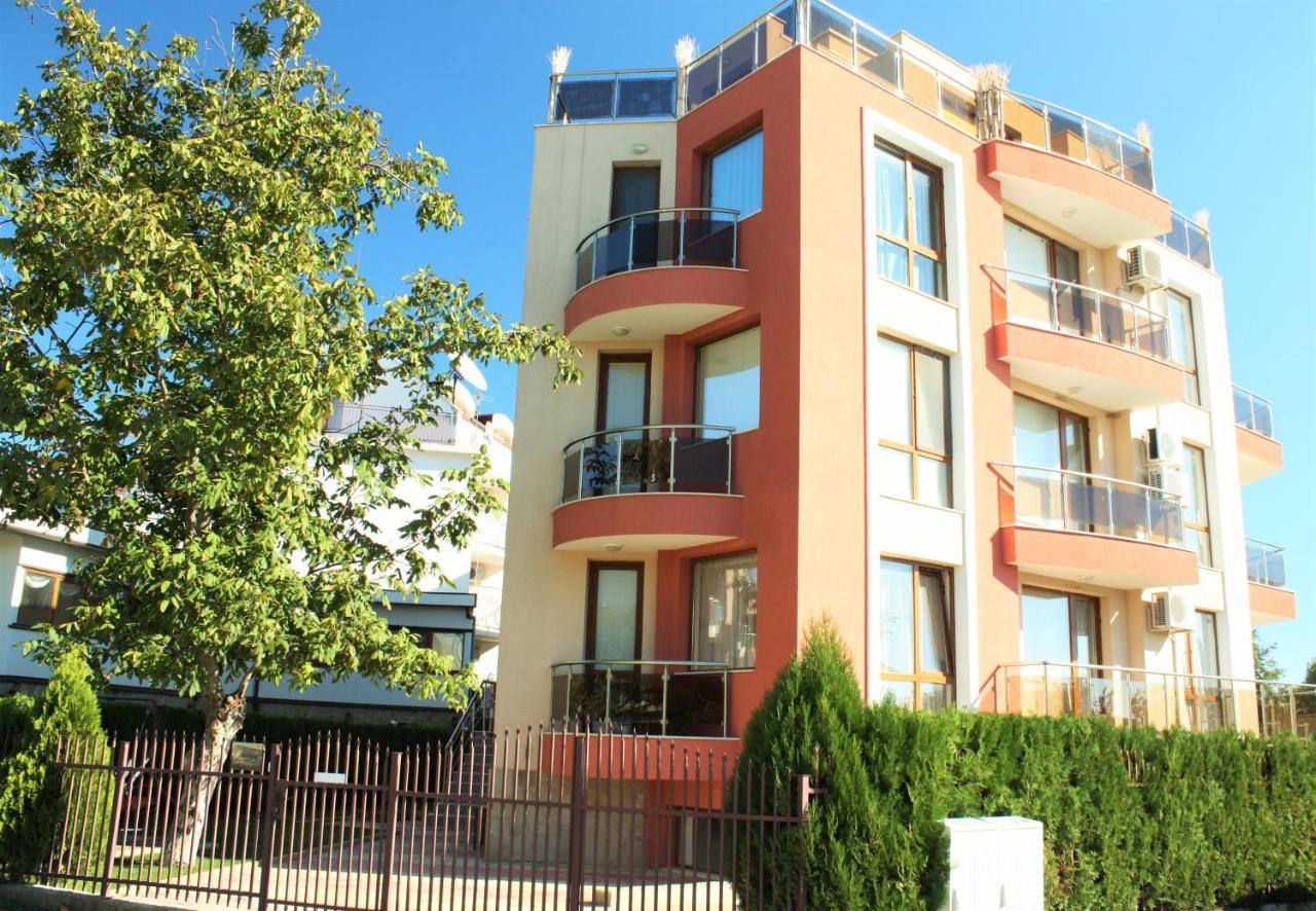 Fantasy Apartments Saint Constantine And Helena Resort Saints Constantine and Helena Esterno foto