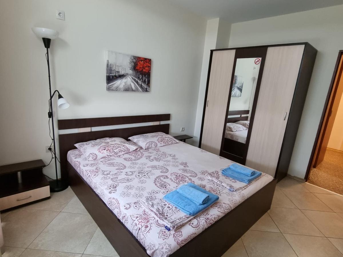 Fantasy Apartments Saint Constantine And Helena Resort Saints Constantine and Helena Esterno foto